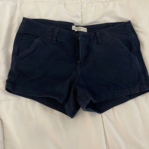 Abercrombie navy shorts Size 28